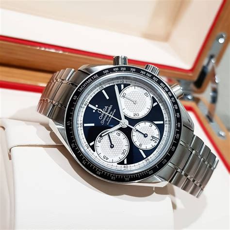 omega speedmaster reverse panda.